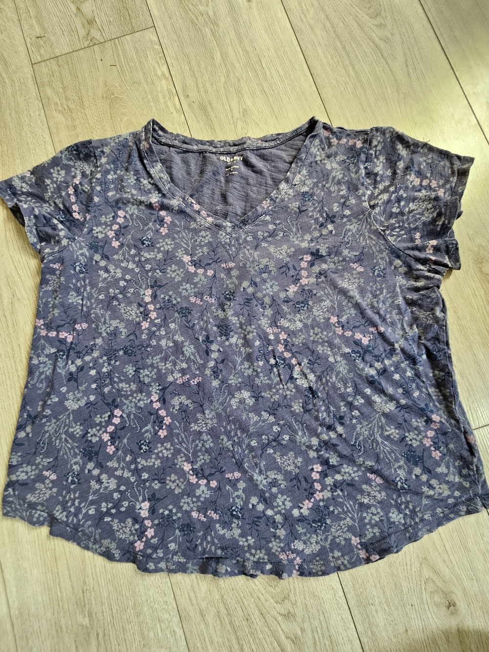 OLD NAVY EveryWear Blue Floral V-Neck Short Sleeve T-Shirt Sz LG🔥